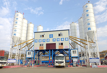 三轮/五轮混凝土搅拌车(图2) 福州中交一公局90搅拌站