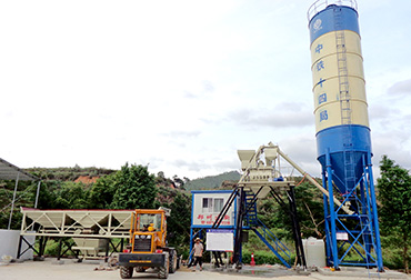 3方混凝土搅拌车(图7) 3方混凝土搅拌车(图7)